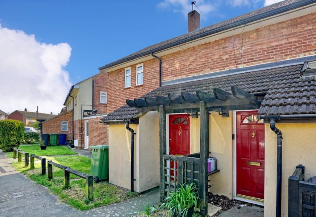 Norfolk Road, Wyton, Cambridgeshire., 2 bedroom, Terraced
