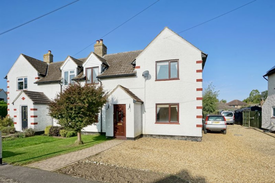 Manor Close, Wyton & Houghton, Cambridgeshire., 3 bedroom, SemiDetached