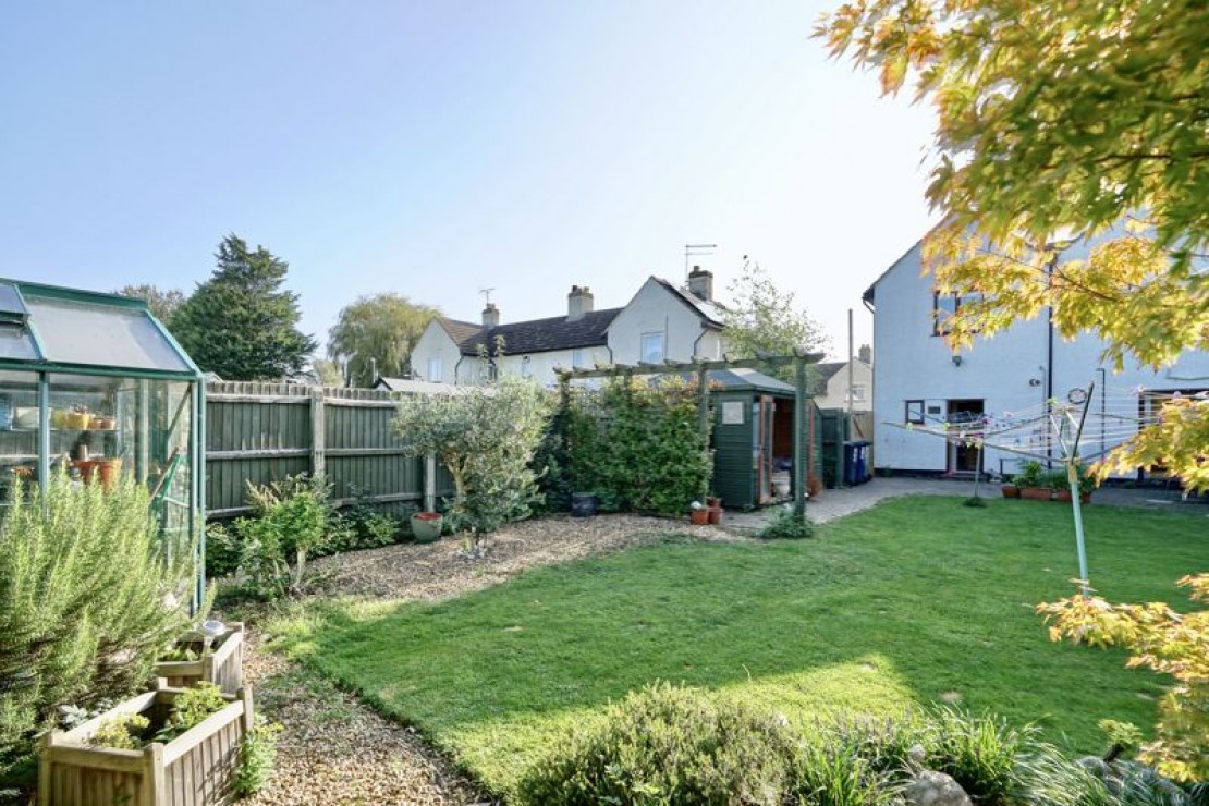 Manor Close, Wyton & Houghton, Cambridgeshire., 3 bedroom, SemiDetached