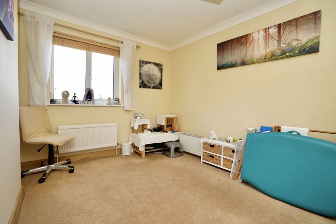 Manor Close, Wyton & Houghton, Cambridgeshire., 3 bedroom, SemiDetached