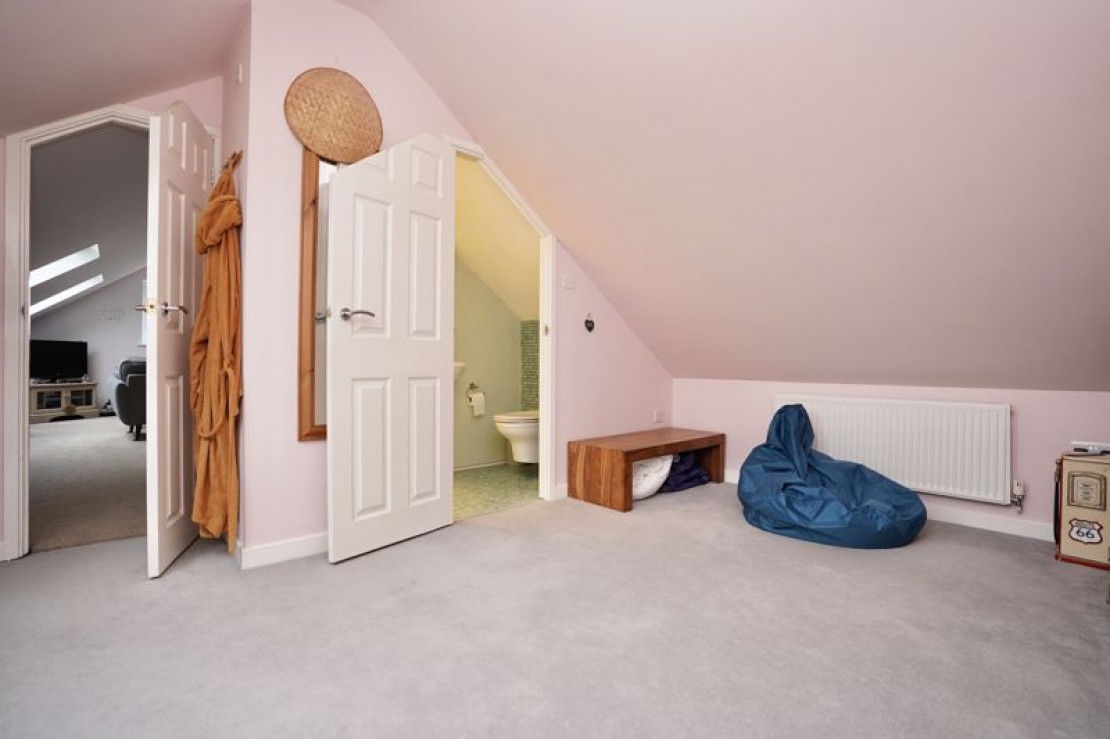 Desborough Road, Huntingdon, 4 bedroom, Detached