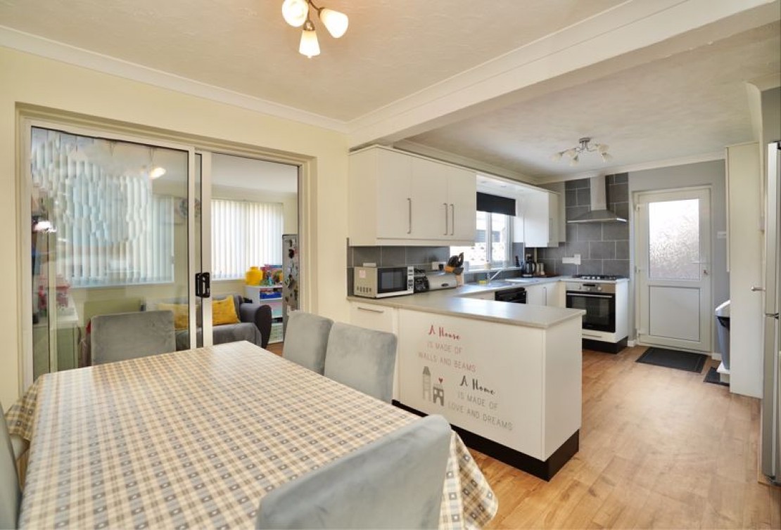 Clare Road, Huntingdon, Cambridgeshire., 3 bedroom, SemiDetached