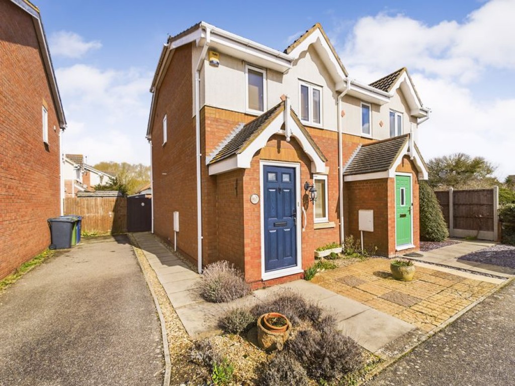 Alder Drive, Huntingdon, Cambridgeshire., 2 bedroom, SemiDetached