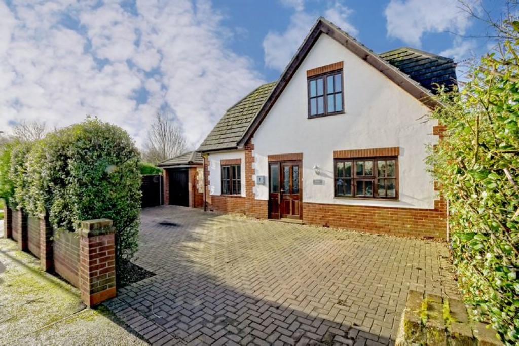 Hartford Road, Huntingdon, Cambridgeshire, 4 bedroom, Detached