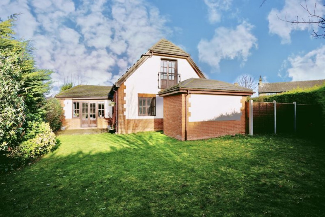 Hartford Road, Huntingdon, Cambridgeshire, 4 bedroom, Detached