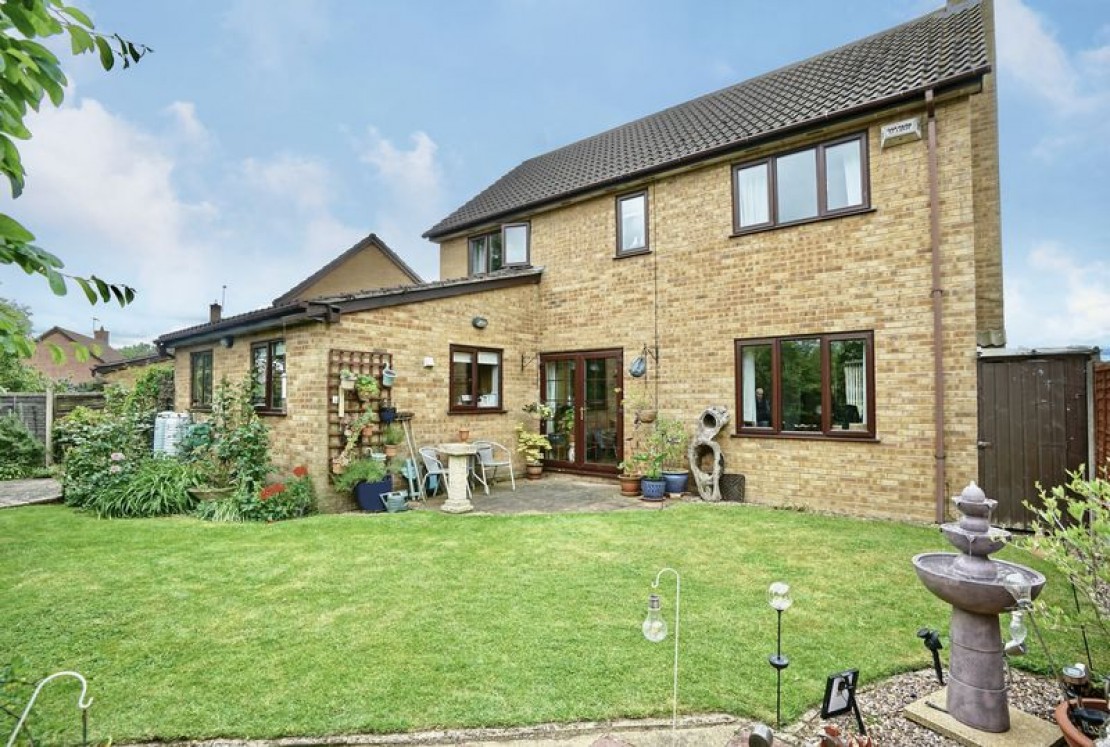 Newton Road, Sawtry, Cambridgeshire., 4 bedroom, Detached