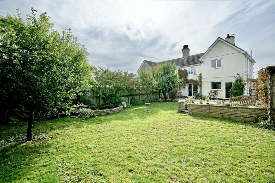 Hill Estate, Bury, Cambridgeshire., 3 bedroom, SemiDetached