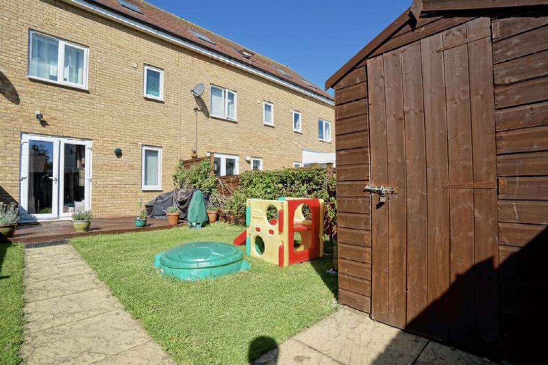 Summers Hill Drive, Papworth Everard, Cambridgeshire., 4 bedroom, Terraced